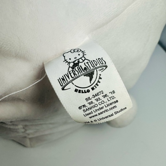 Hello Kitty Plush Pillow Squishy Sanrio Universal Studios Florida 8” READ! - Picture 7 of 7
